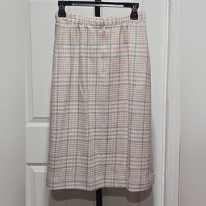 Vintage Austin Hill Pleated Plaid Midi Skirt in Cream & Light Pink